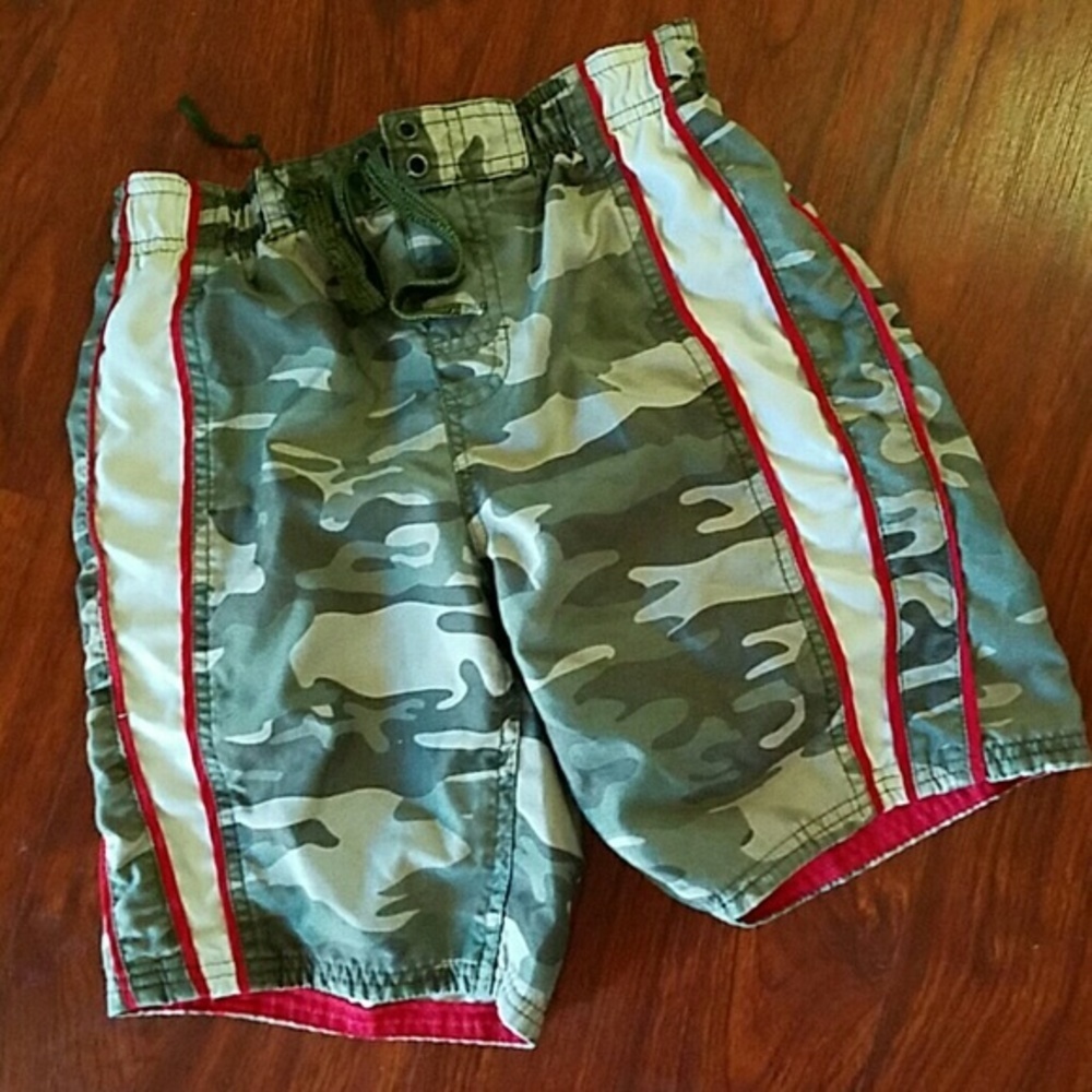 EUC Boys camouflage swim trunks size